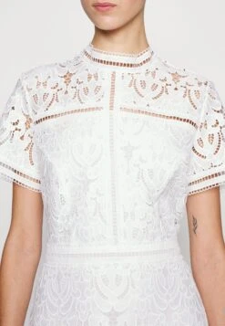 IVY OAK Marianna - Robe De Soirée - Snow White 9 IVY OAK Marianna - Robe De Soirée - Snow White -Magasin De Vêtements De Mode Pour Femmes 11e6b019a3ea4d9e9418a6c4152c6531