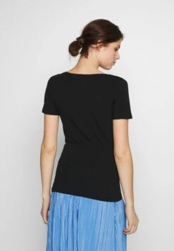 2 Pack - T-Shirt Basique - Black/White -Magasin De Vêtements De Mode Pour Femmes 15da3aa8dfa74a03baec8a2a5b6a7807