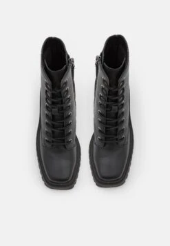 Steve Madden Bottines - Black -Magasin De Vêtements De Mode Pour Femmes 214224c1e4aa4493abaafa241794f85d