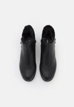 Winter Booties - Boots À Talons - Black -Magasin De Vêtements De Mode Pour Femmes 234db6c8fe934ca496f7baf867526697