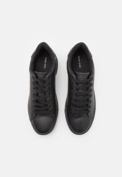 Pier One Unisex - Baskets Basses - Black -Magasin De Vêtements De Mode Pour Femmes 345ac05bab164292b55be26426f33c5a