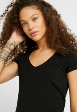 2 Pack - T-Shirt Basique - Black/White -Magasin De Vêtements De Mode Pour Femmes 37ff36b777d14c27a006d5de9d1647db