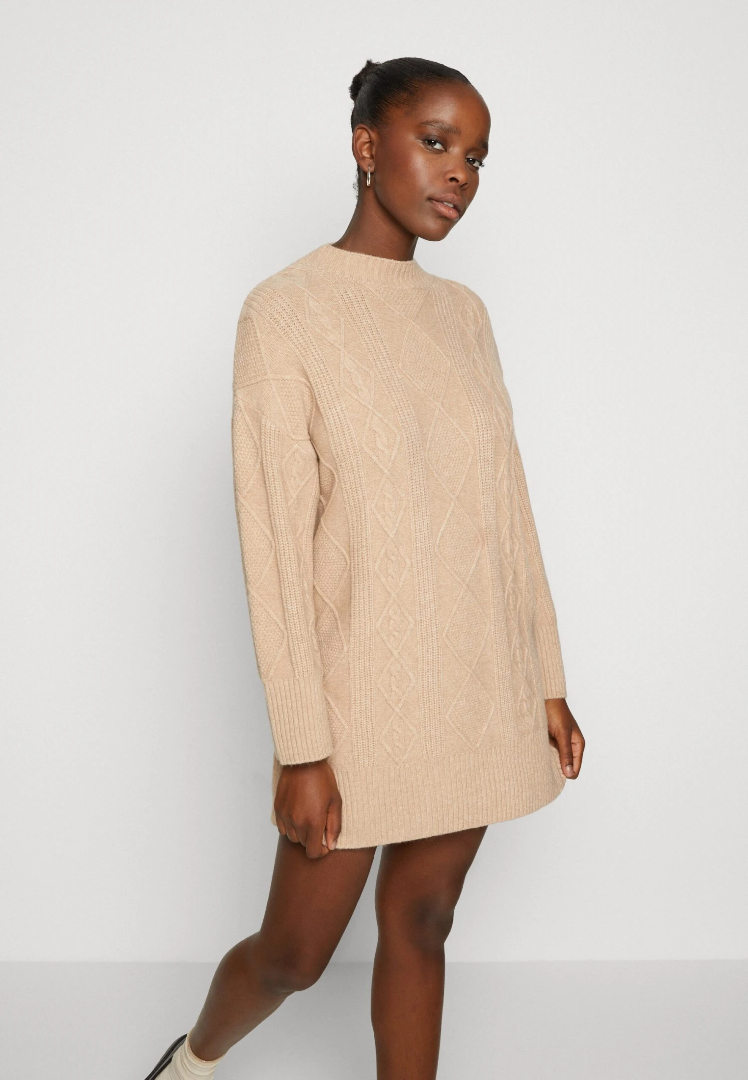 Even&Odd Perkin Ausschnitt Mini Strickkleid - Robe Pull - Tan 1 Even&Odd Perkin Ausschnitt Mini Strickkleid - Robe Pull - Tan