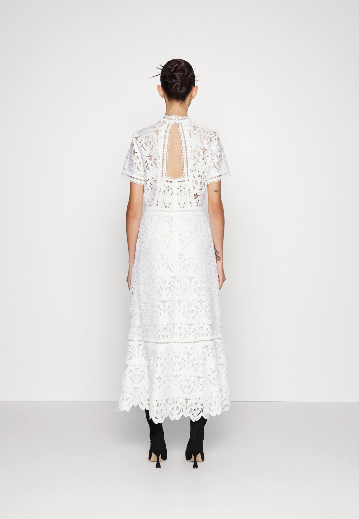 IVY OAK Marianna - Robe De Soirée - Snow White 3 IVY OAK Marianna - Robe De Soirée - Snow White – Image 3