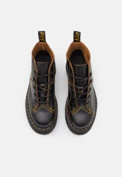 Dr. Martens Church Quad Unisex - Boots À Talons - Black Vintage Smooth -Magasin De Vêtements De Mode Pour Femmes 4c547927e6dd4e9eb265232ba6d55c84
