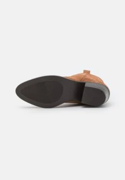 Anna Field Leather - Santiags - Cognac 10 Anna Field Leather - Santiags - Cognac -Magasin De Vêtements De Mode Pour Femmes 6ede700989304c5daa8045ce0bab9513