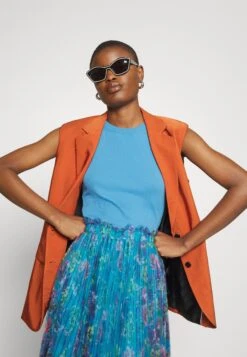 MAX & Co. Fragola - Débardeur - Sky Blue 9 MAX & Co. Fragola - Débardeur - Sky Blue -Magasin De Vêtements De Mode Pour Femmes 790d832179b94a549f42c1997ceef8f6