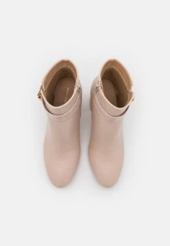 Anna Field Boots À Talons - Beige -Magasin De Vêtements De Mode Pour Femmes 80b4daa6c1064912bf6fc945f5e99ced