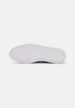 MELVIN & HAMILTON Adley 3 - Mocassins - Argilla/Offwhite -Magasin De Vêtements De Mode Pour Femmes 981634e930cb44288e2d9bc015125ae5