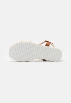 Anna Field Comfort - Espadrilles - Gold 10 Anna Field Comfort - Espadrilles - Gold -Magasin De Vêtements De Mode Pour Femmes 9cdecdd636f74a9b9dfc3cc1df9c106c