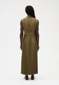 CLAUDIE PIERLOT Respect - Robe Chemise - Lichen -Magasin De Vêtements De Mode Pour Femmes aa9152ef6b964ef1b6f9f26de21ad453