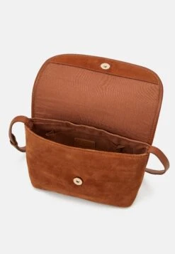 Anna Field Leather - Sac Bandoulière - Cognac 6 Anna Field Leather - Sac Bandoulière - Cognac -Magasin De Vêtements De Mode Pour Femmes ae61ca48f1eb4eeb87d965c1a3de7c7d