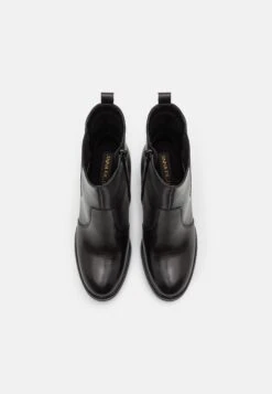 Leather - Bottines À Talons Hauts - Black 11 Leather - Bottines À Talons Hauts - Black -Magasin De Vêtements De Mode Pour Femmes b1903eae4a1a4e83be7f36b2465f02f2