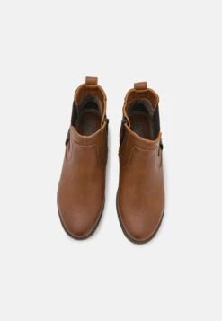 Mustang Boots À Talons - Cognac 11 Mustang Boots À Talons - Cognac -Magasin De Vêtements De Mode Pour Femmes ca3ce15cedfa41818f337decce5add0e