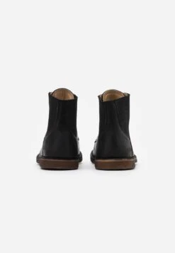 Kickers Titi - Boots À Talons - Other Black -Magasin De Vêtements De Mode Pour Femmes ce258c3f33a14b3a8d8cfec52af57301