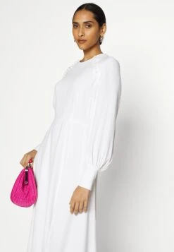 Dolanda - Robe De Cocktail - Snow White -Magasin De Vêtements De Mode Pour Femmes f906306399004849819cba0a07c37ad4